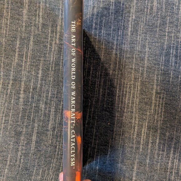 Book: The Art of World of Warcraft Cataclysm - Picture 3 of 9